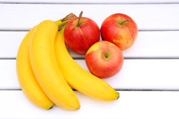 Äpfel und Bananen