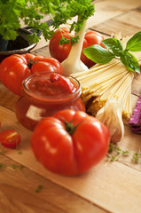 Tomatensosse mit Nudeln