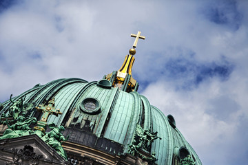 Berliner Dom Dome & Cloudy Sky © eldadcarin
