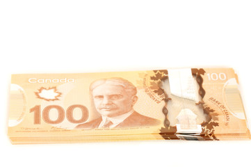 100 dollars Canadian bank notes