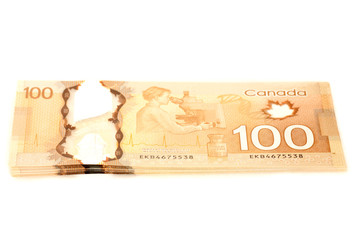 100 dollars Canadian bank notes