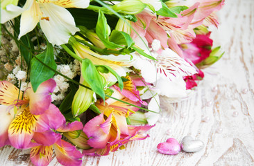 Obraz na płótnie Canvas bouquet of alstroemeria flowers