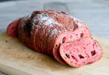 Red yeast rise raisin walnut bread