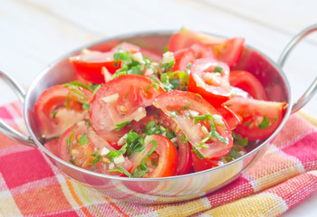 salad from tomato
