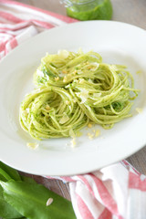 Cashew-Bärlauch-Pasta