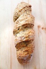 Bread with onion, paprika, cumin and dill