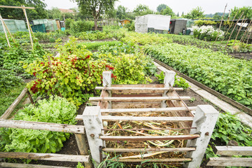 Garden Compost Bin