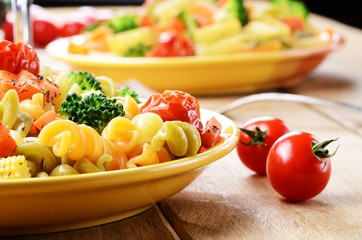 Pasta fusilli salad