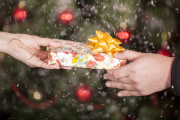 Gift delivery between a man and a woman