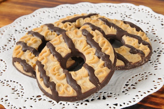 Fudge striped shortbread cookies
