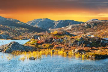 Fotobehang Magisch berglandschap in Noorwegen © gadagj