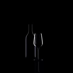 Papier peint adhésif Vin Bottle and glass of red wine  silhouette