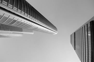 Fototapeta premium Abstract modern skyscraper in black and white