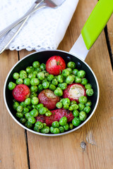 Fried radish and pea