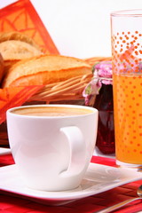 Frühstück mit Kaffee