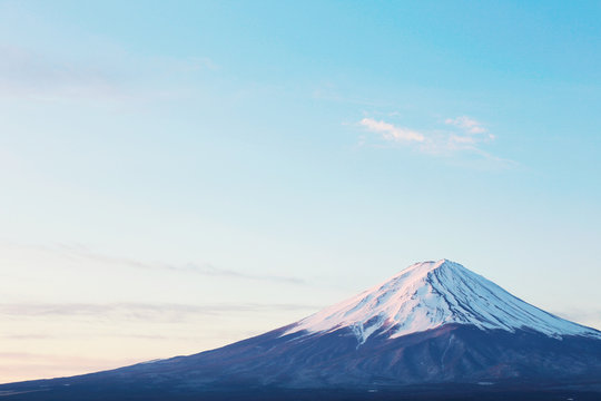 Fototapeta 早朝の富士山