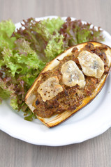 Gefüllte Aubergine