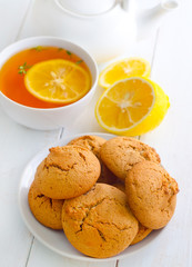 Sweet cookies with fresh tea