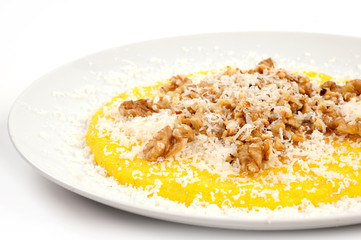 polenta con frutta secca