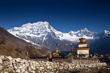 Plexiglas foto achterwand Tempel in de Himalaya © berzina