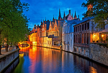 Fototapeta premium Brugge nocą
