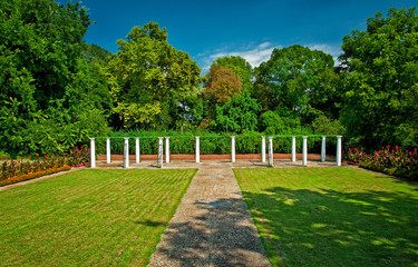 Fototapeta premium Park of a nice palace