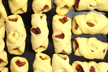 dough biscuits with jam