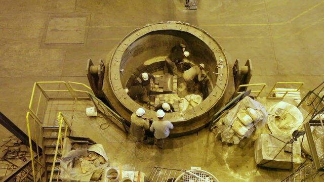 Lifting round billets