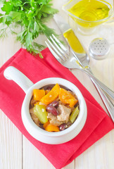 baked meat with vegetables