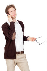 junger mann mit telefon