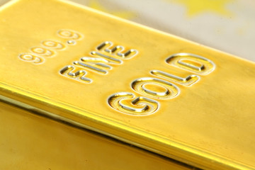fine gold ingot