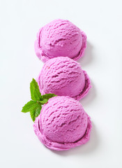 Blueberry ice cream