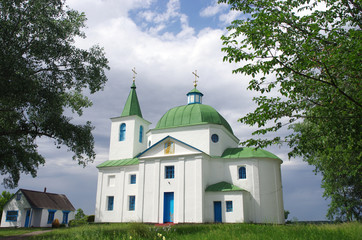 Fototapeta na wymiar Old Orthodox church, Ukraine