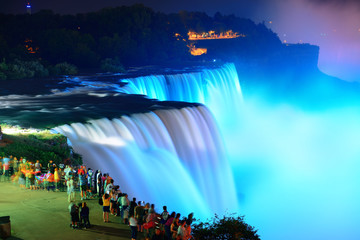 Niagara Falls in colors - obrazy, fototapety, plakaty
