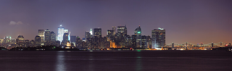 Fototapeta na wymiar New York City lower Manhattan skyline at night