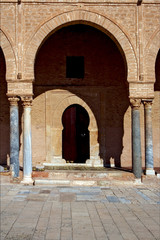 Fototapeta na wymiar door Great Mosque