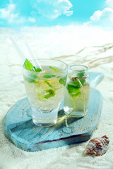 Refreshing mojito cocktail