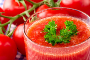 Fresh tomato juice