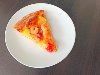 Cut off slice pizza