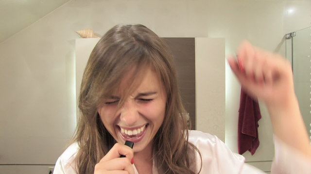 beautiful blonde girl bathroom song Hot and Cold