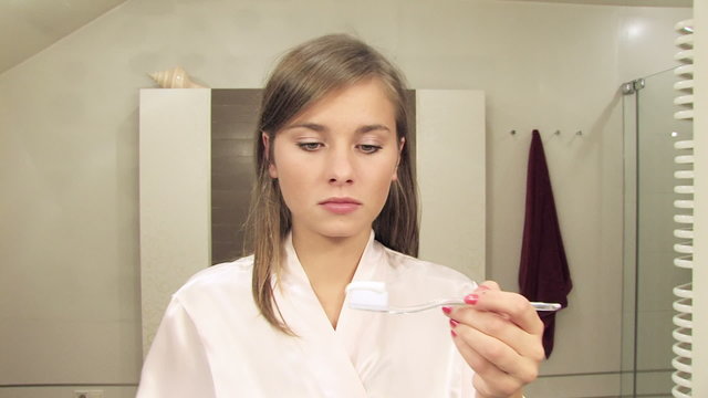beautiful blonde girl funny outtake