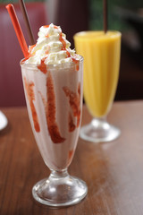 strawberry milkshakes