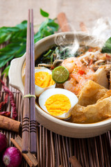 Prawn noodles