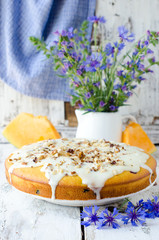 Pumpkin cake with sour cream and currant