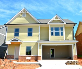 new home being constructed