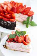 portion cake with strawberry