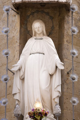 Obraz premium Statue of Virgin Mary