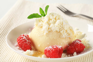 Raspberry dumpling