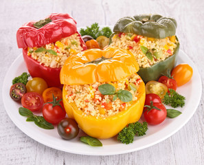 cooked bell pepper with couscous and vegetable