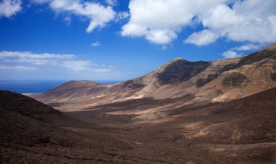 Fototapeta na wymiar Południowa Fuereteventura, Gran Dolina